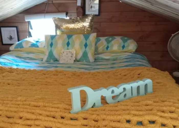 Treehouse Escape For Two * 로토루아