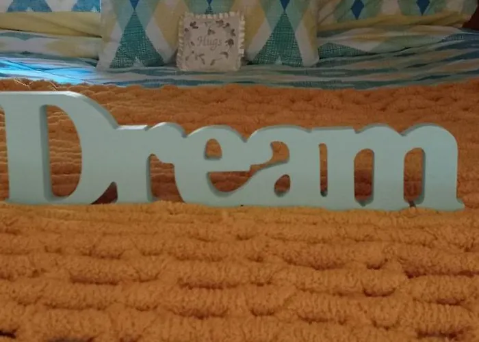 Treehouse Escape For Two 아파트 *