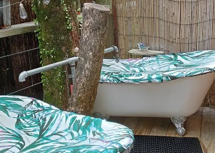 아파트 Treehouse Escape For Two *